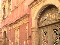 2017-04-06 12-40-58 0bd1b733  old walls and doors